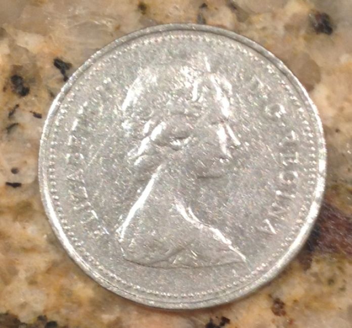 Quarter-With-Missing-Reeding.